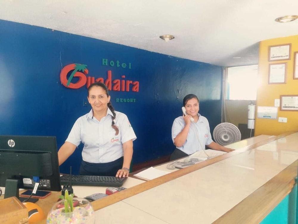 Hotel Guadaira Resort Melgar Bagian luar foto