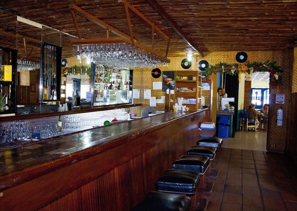 Hotel Guadaira Resort Melgar Bagian luar foto