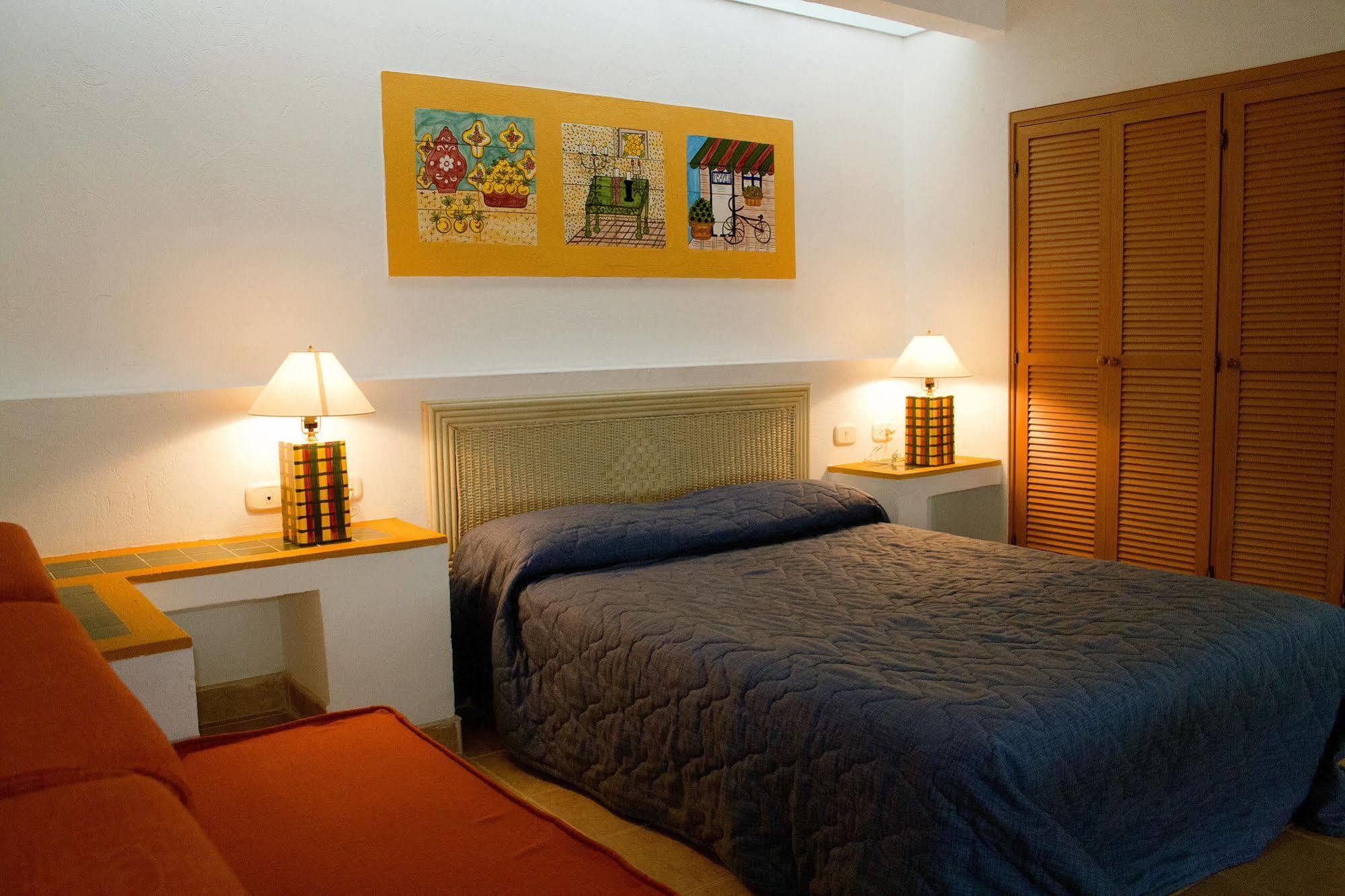 Hotel Guadaira Resort Melgar Bagian luar foto