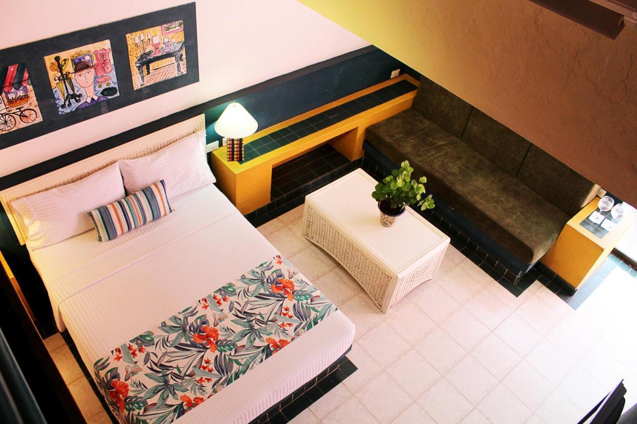 Hotel Guadaira Resort Melgar Bagian luar foto